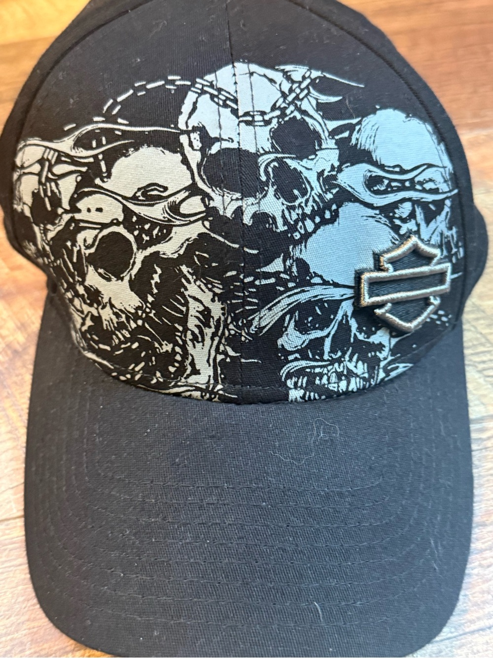 Harley-Davidson Black Skull Graphic Cap. Fitted am/md